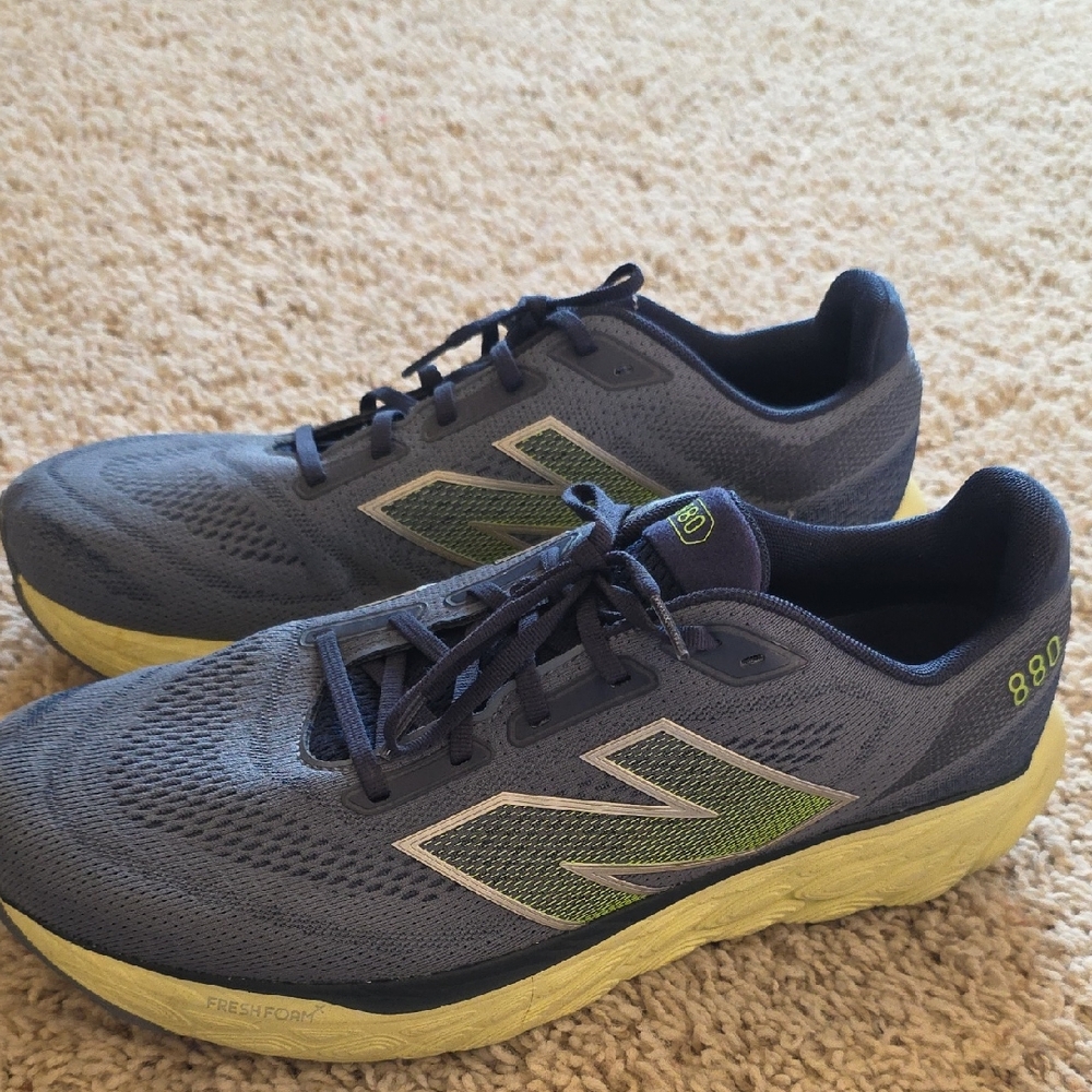 New Balance Men's 880v14 Light Blue/grey and Limelight Athletic Shoes Sz 14